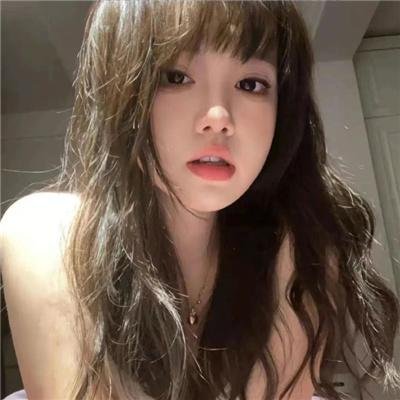 裙子里的戏剧